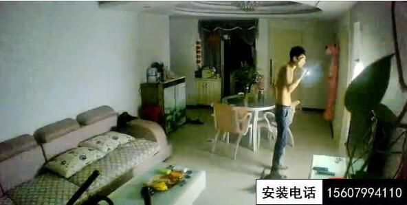 發(fā)現(xiàn)監(jiān)控攝像頭探頭后被驚走“萍鄉(xiāng)光背男”入室盜竊財物還拿走幾本書 自稱想多讀點書(圖3)